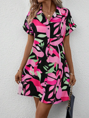 Vestido floral de manga curta