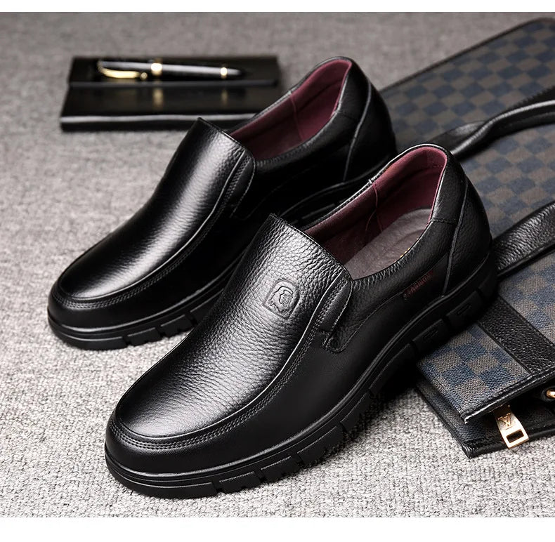 Mocassin masculino Bella & Chique. Combinação de luxo conforto e elegância.