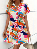 Vestido floral de manga curta